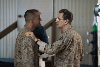 友军倒下剧照的剧照