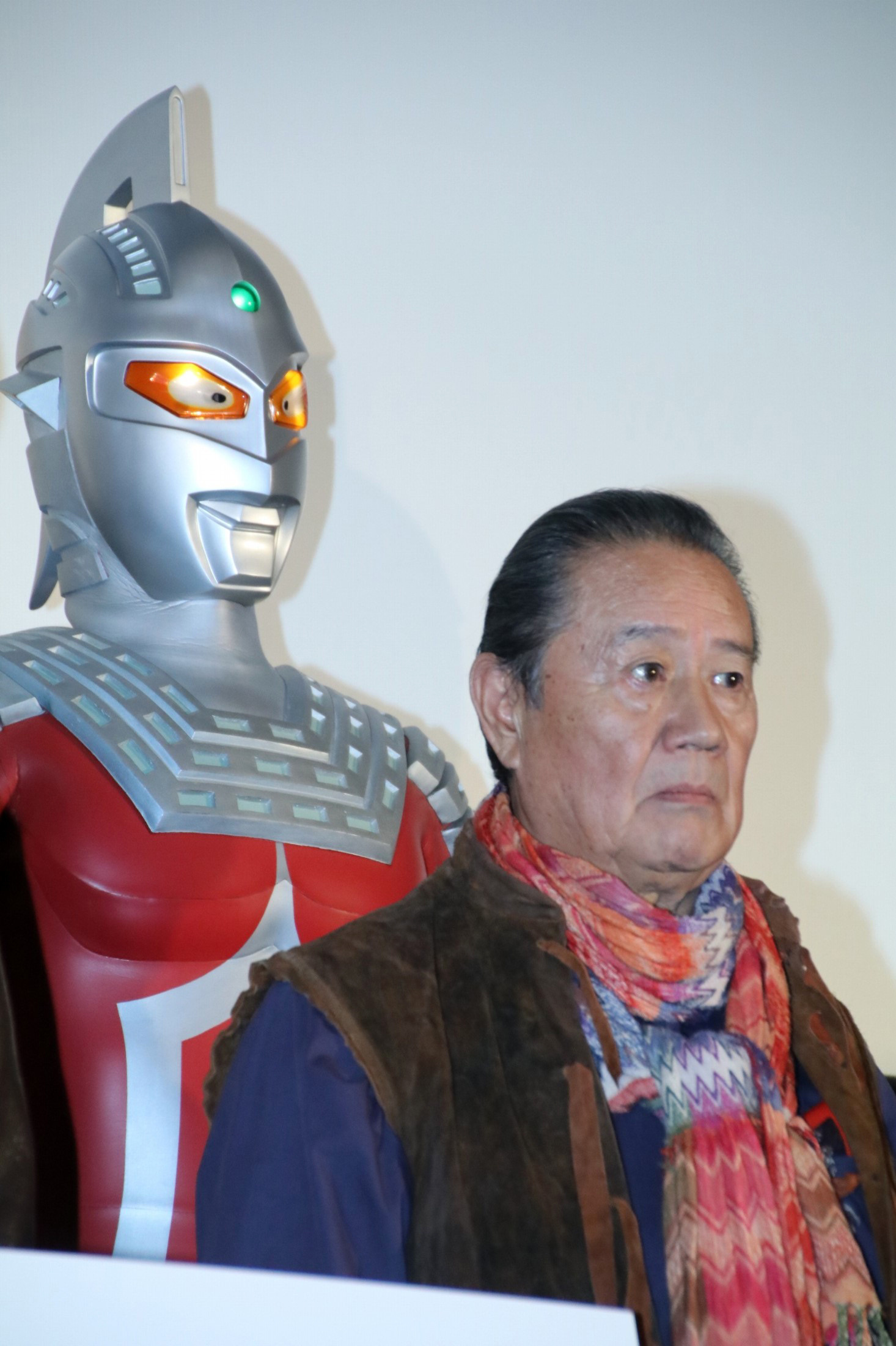 欧布奥特曼：请借给我纽带的力量！剧照的剧照