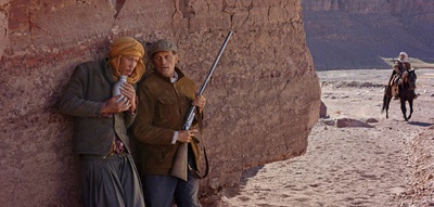 远离人迹剧照的剧照