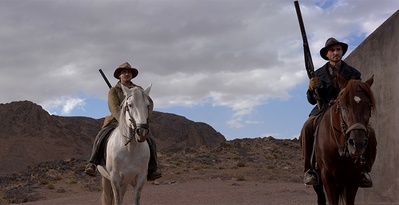 远离人迹剧照的剧照