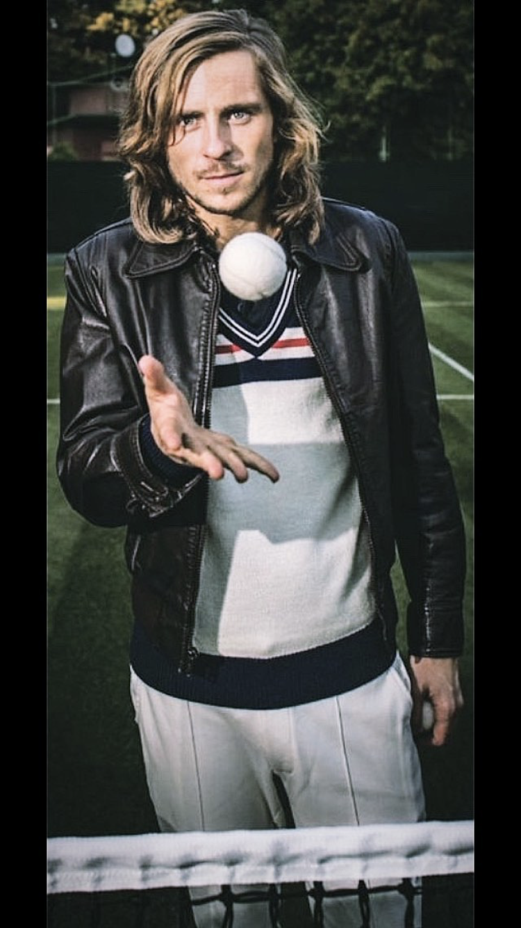 博格对战麦肯罗剧照的剧照