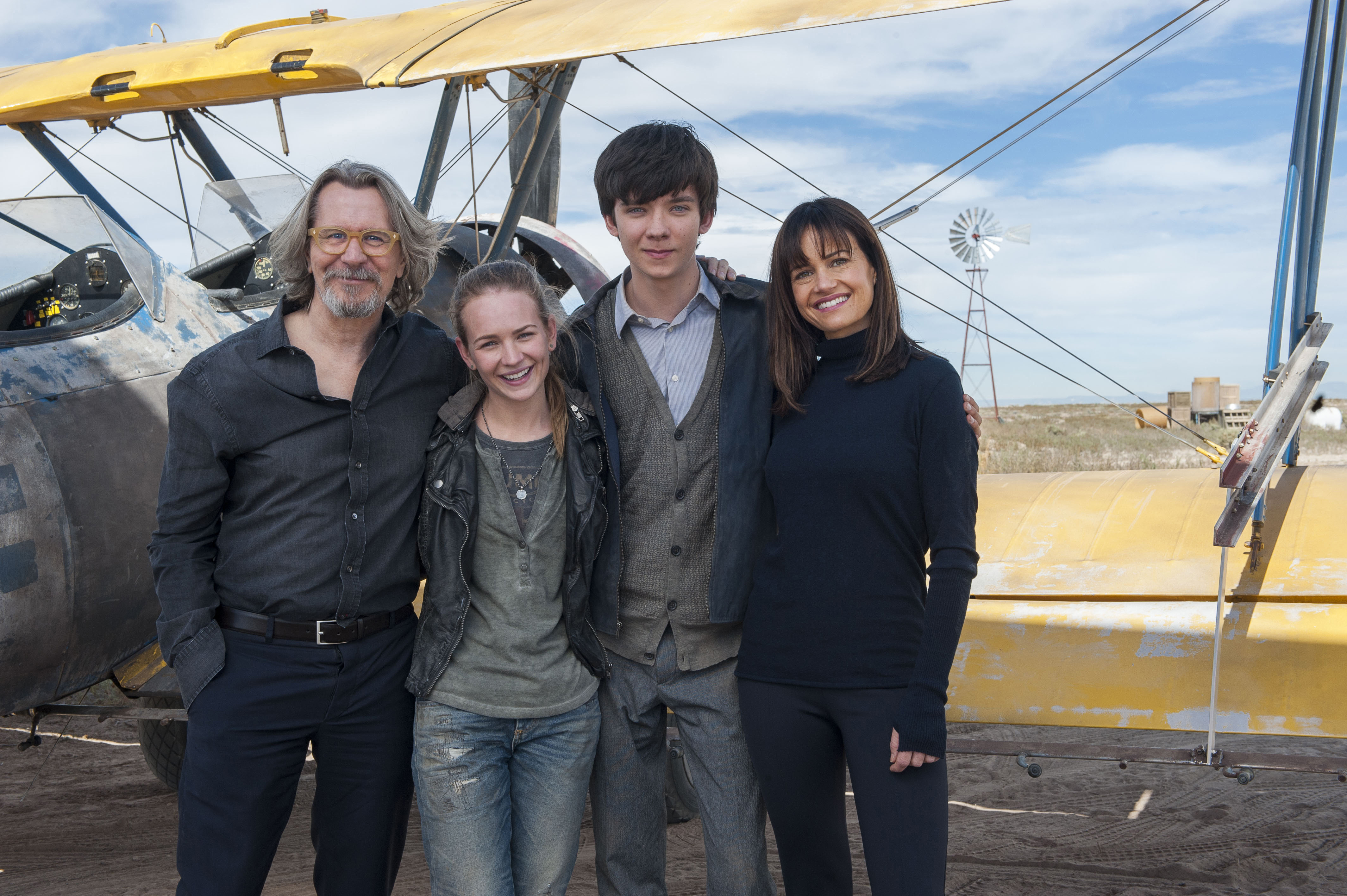 世界之外剧照的剧照