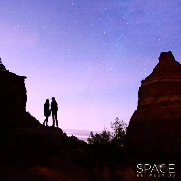 世界之外剧照的剧照