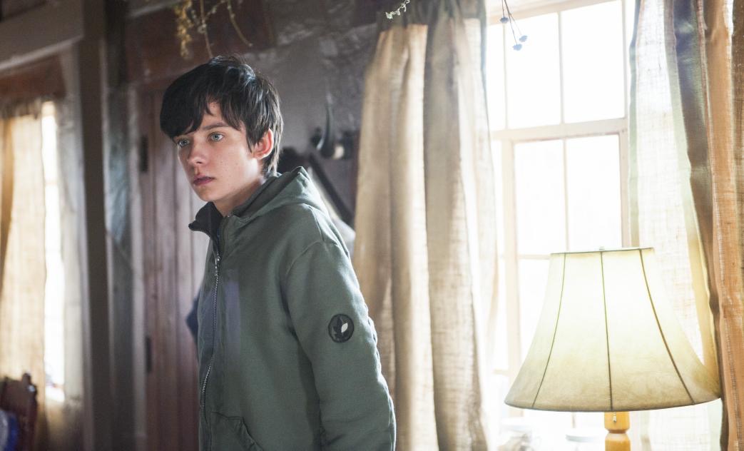 世界之外剧照的剧照