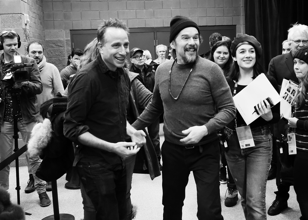 赤裸朱丽叶剧照的剧照