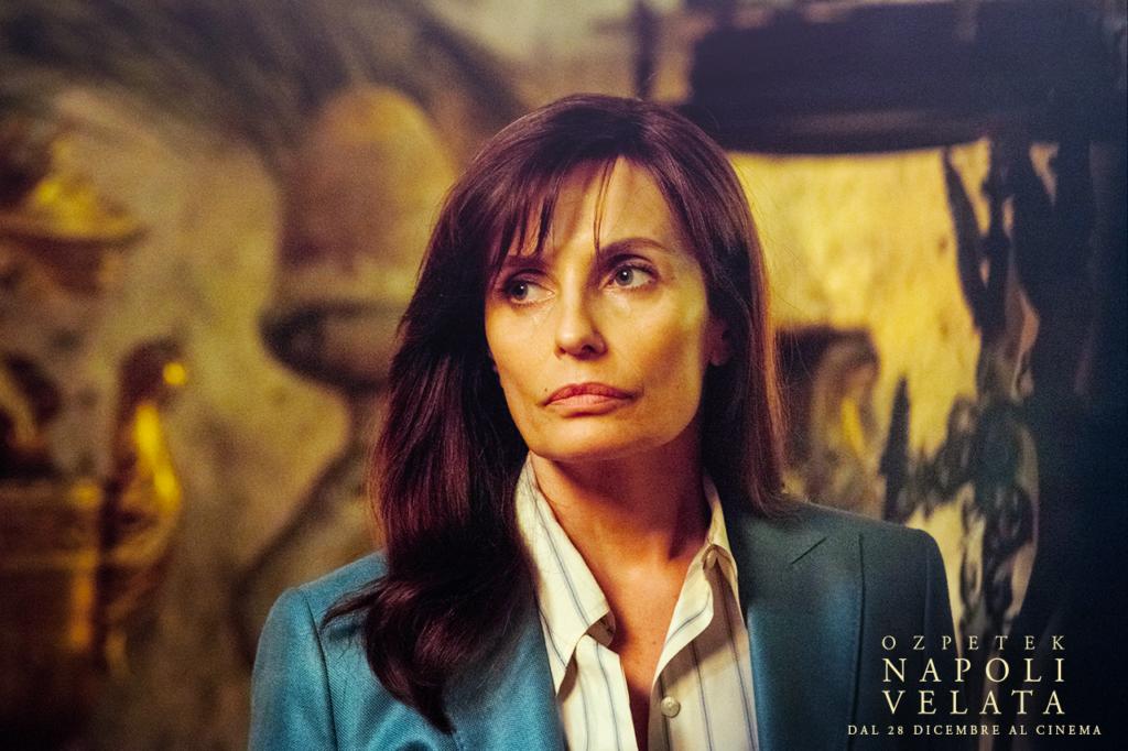 面纱下的那不勒斯剧照的剧照