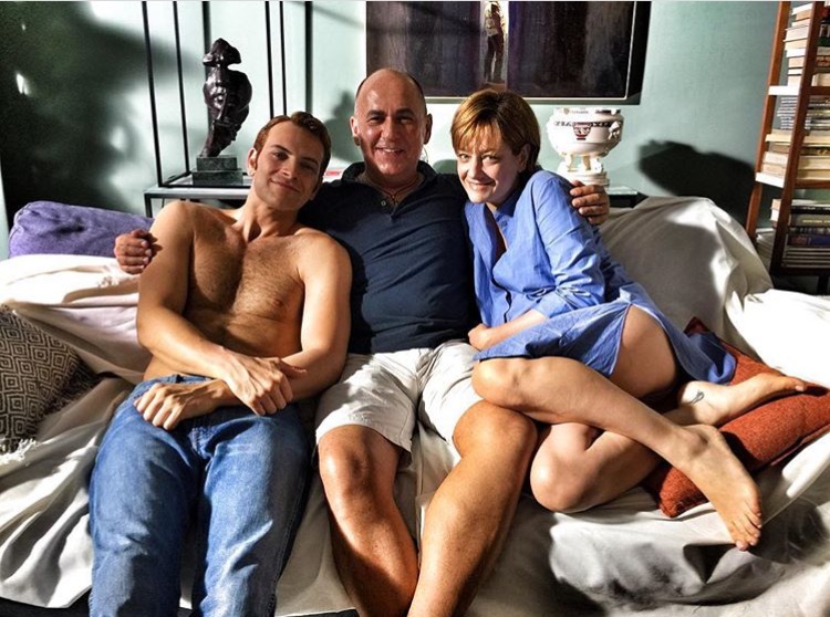 面纱下的那不勒斯剧照的剧照