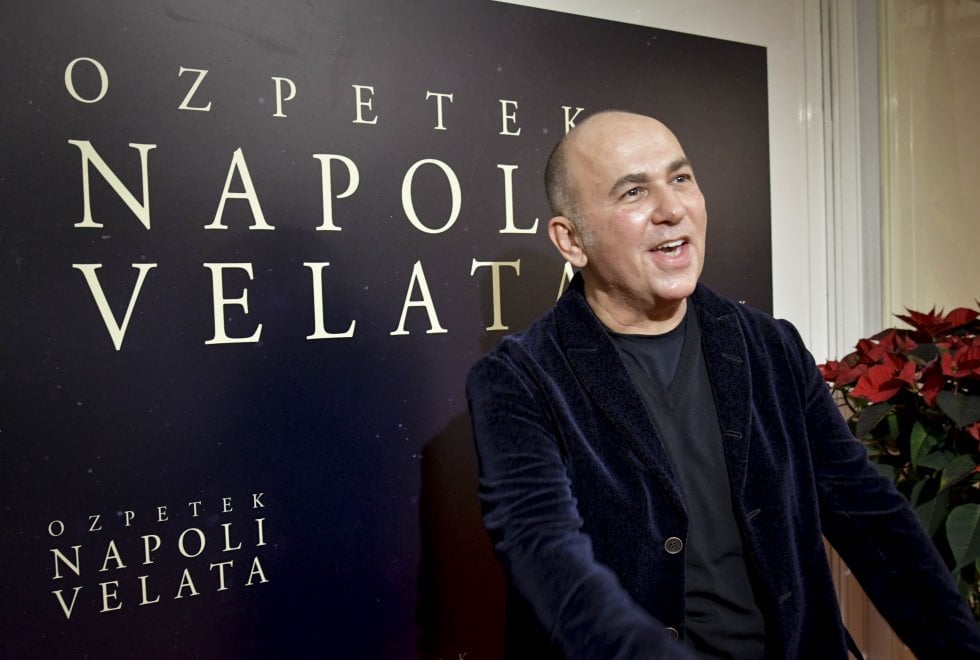 面纱下的那不勒斯剧照的剧照