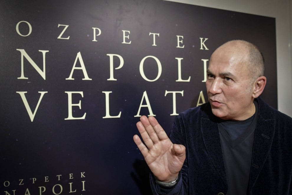 面纱下的那不勒斯剧照的剧照