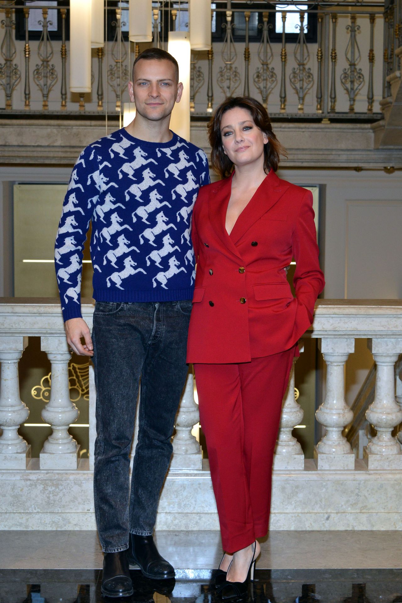 面纱下的那不勒斯剧照的剧照