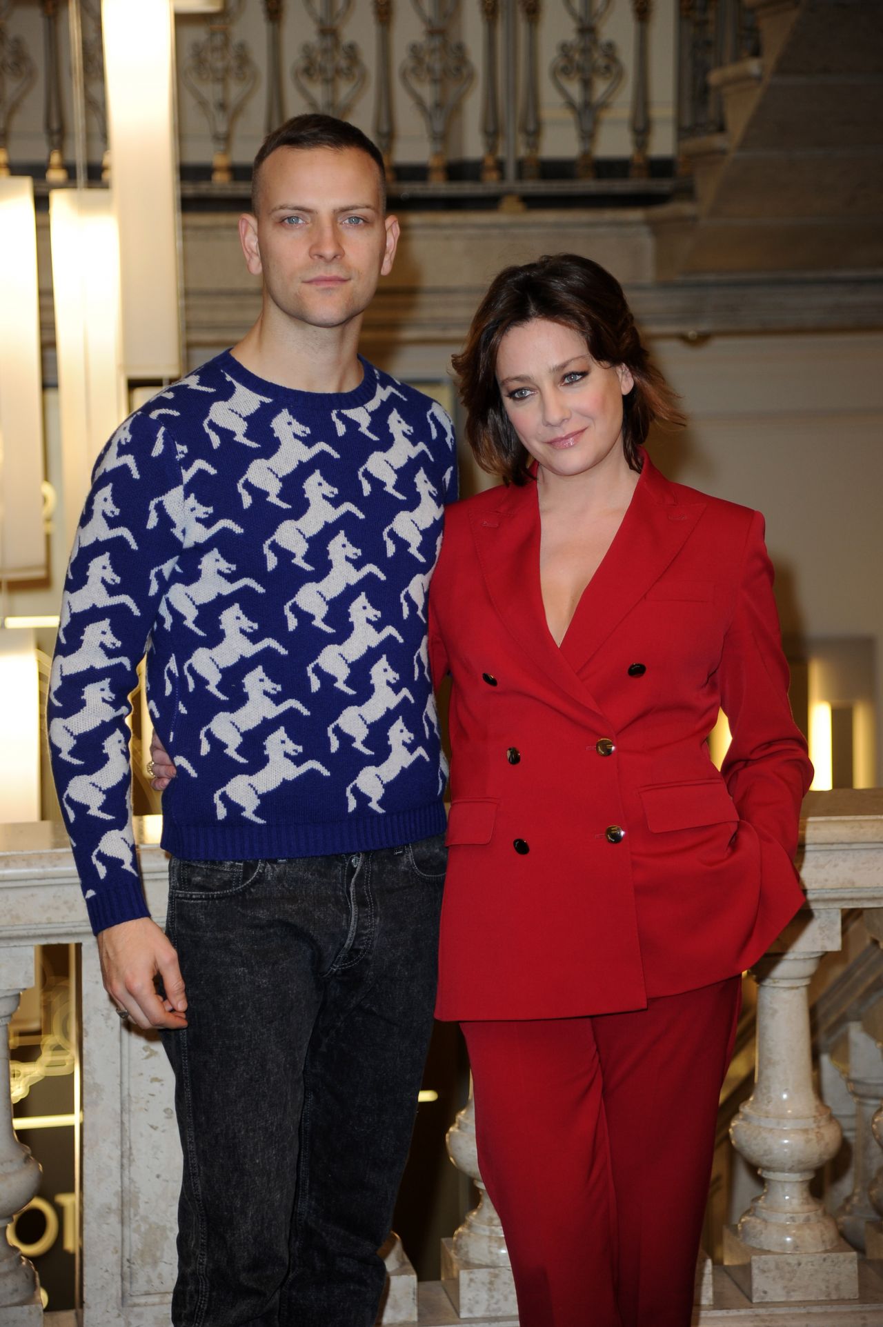 面纱下的那不勒斯剧照的剧照