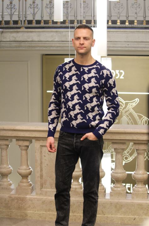 面纱下的那不勒斯剧照的剧照