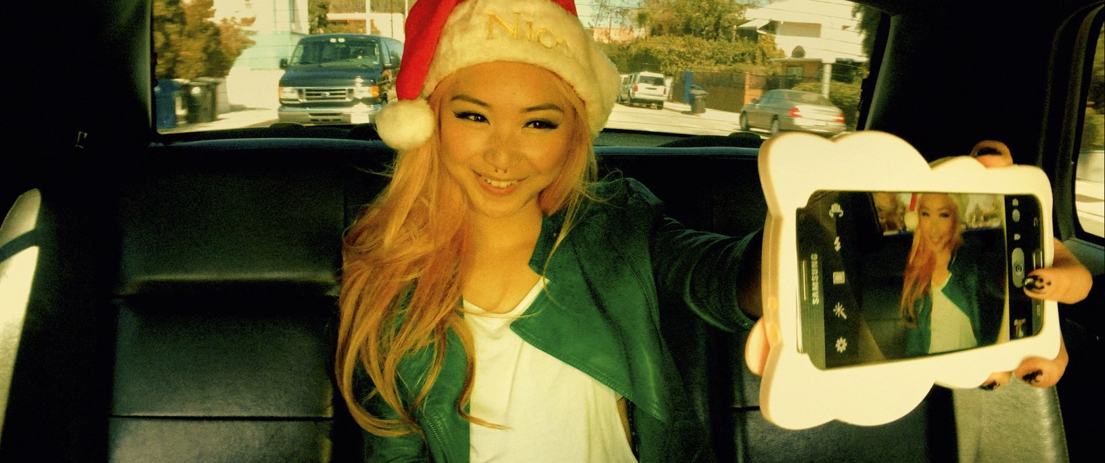 橘色剧照的剧照