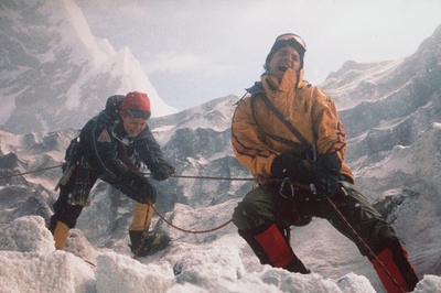 八千米死亡线剧照的剧照