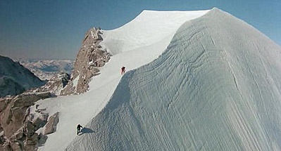 八千米死亡线剧照的剧照