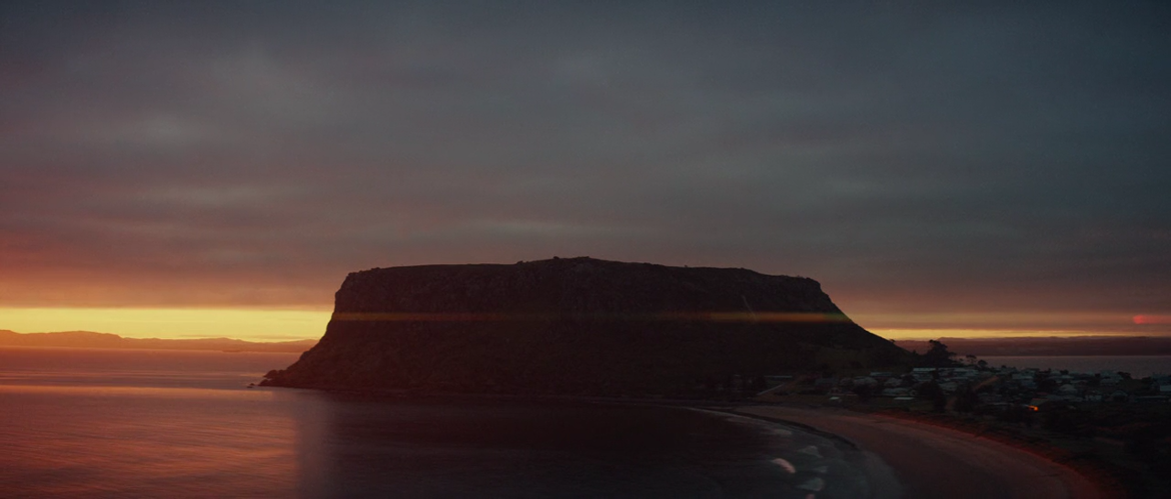 大洋之间的灯光剧照的剧照