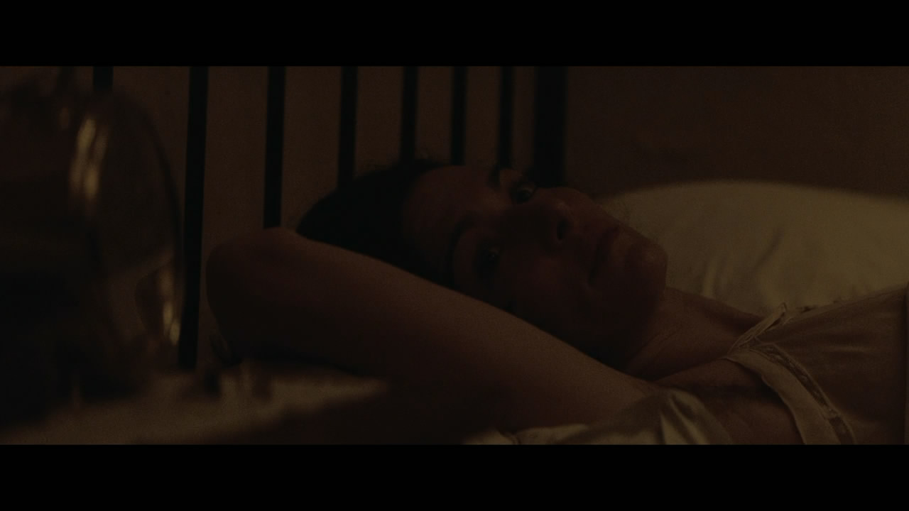 大洋之间的灯光剧照的剧照