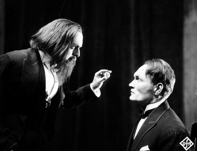 玩家马布斯博士剧照的剧照