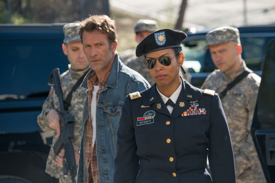 机器猛犬剧照的剧照