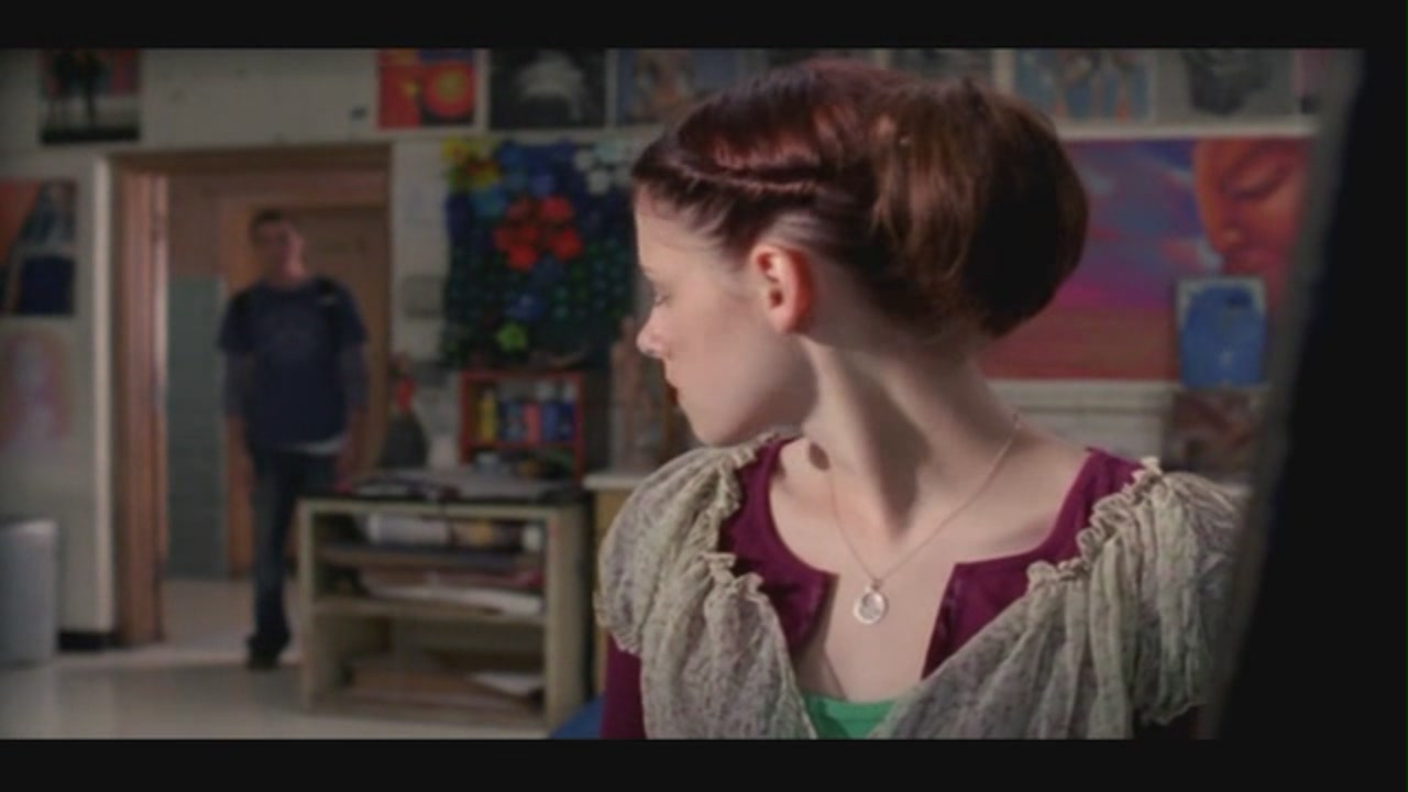 不再沉默剧照的剧照