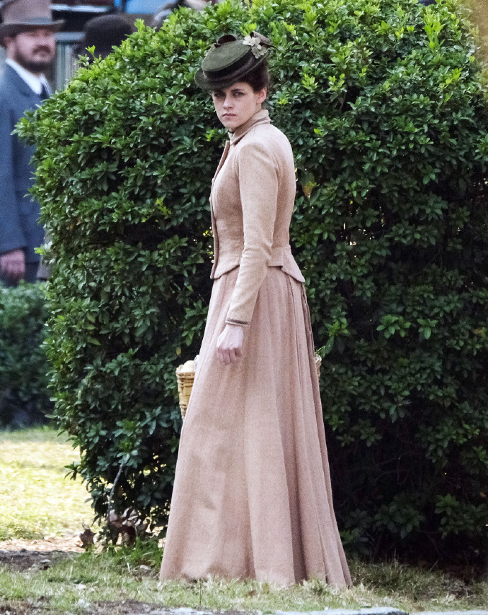 丽兹剧照的剧照