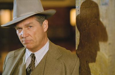 奔腾年代剧照的剧照