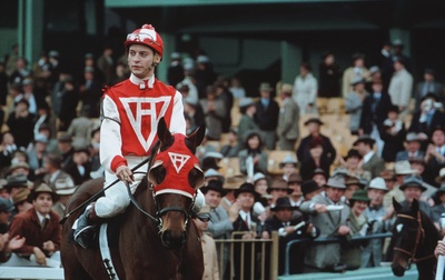 奔腾年代剧照的剧照