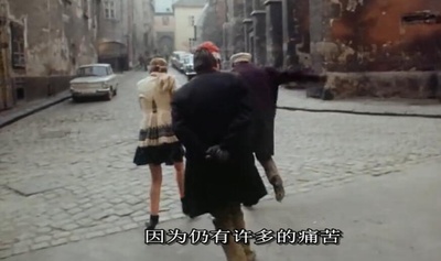 鸟，孤儿和愚人剧照的剧照