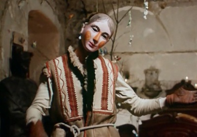 鸟，孤儿和愚人剧照的剧照