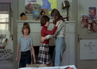 饲养乌鸦剧照的剧照