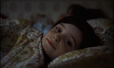 饲养乌鸦剧照的剧照