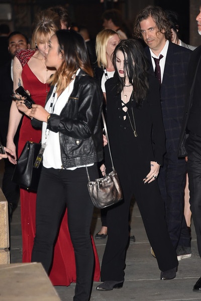 科特·柯本：烦恼的蒙太奇剧照的剧照