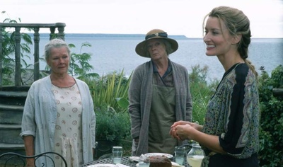 等爱的女孩剧照的剧照