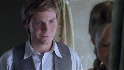 等爱的女孩剧照的剧照