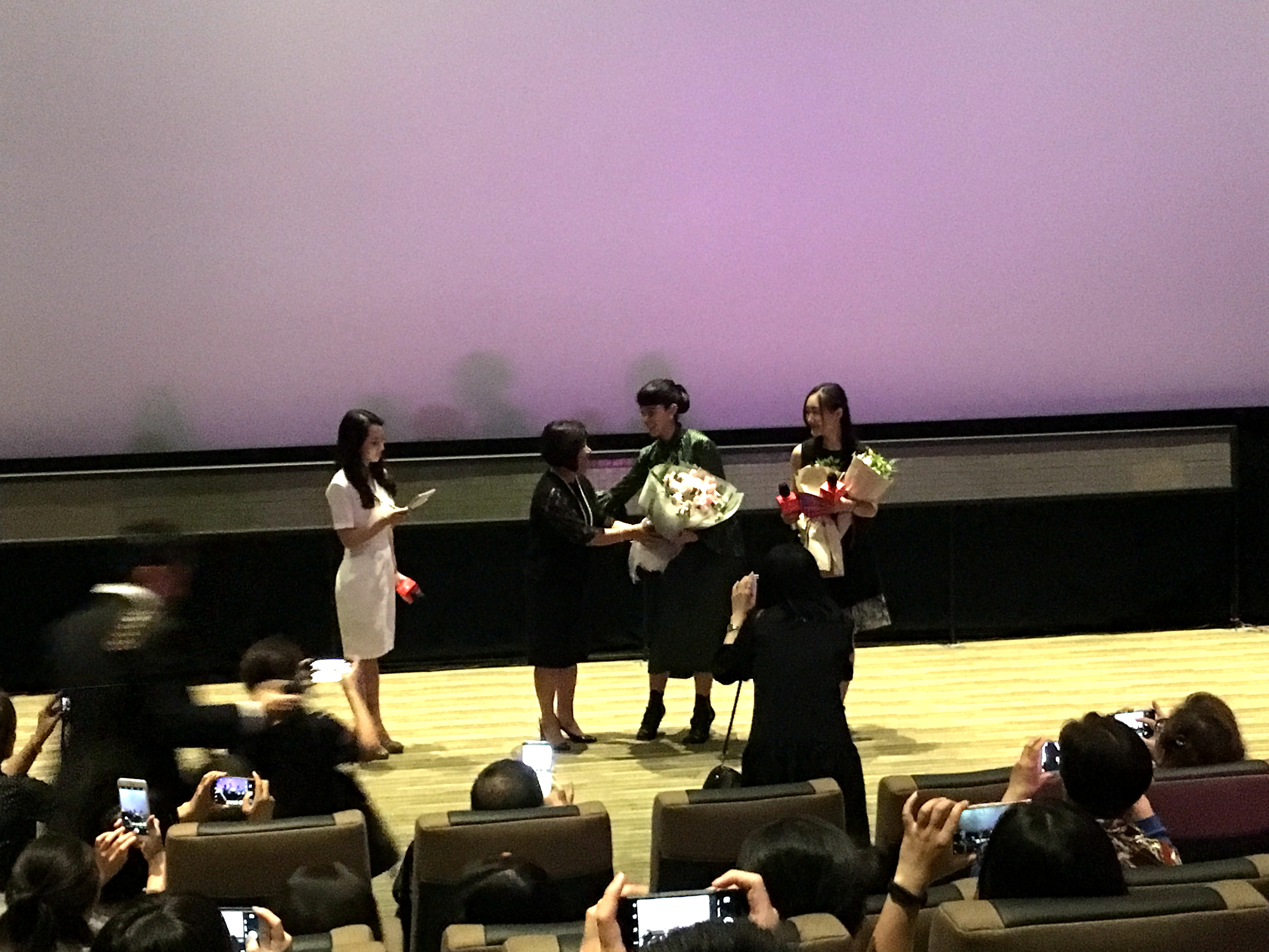 突然20岁剧照的剧照