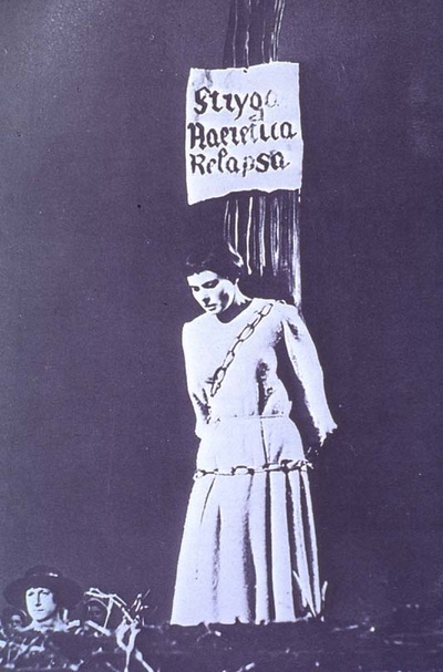 火刑柱上的贞德剧照的剧照