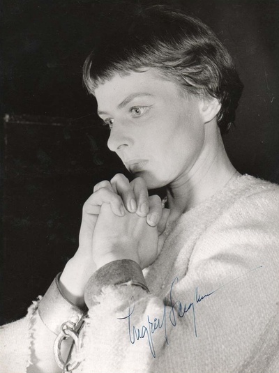 火刑柱上的贞德剧照的剧照