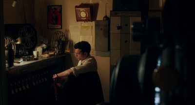 打破陈规剧照的剧照