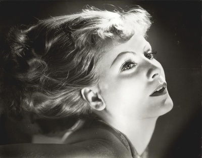 苏珊诺伦克斯浮沉录剧照的剧照