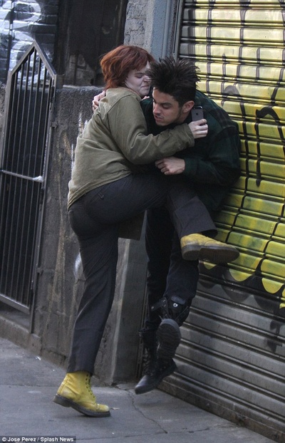 关于雷剧照的剧照