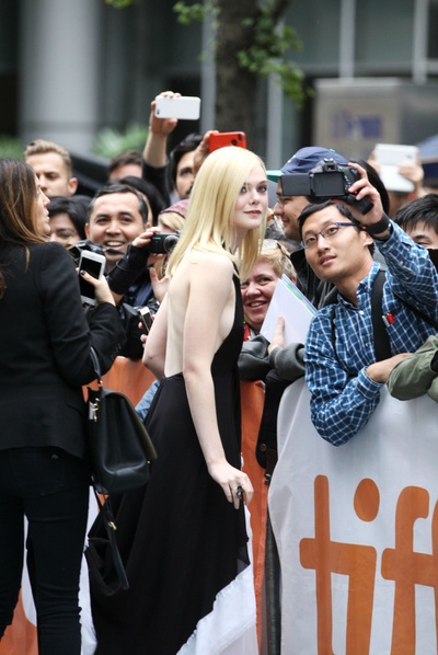 关于雷剧照的剧照