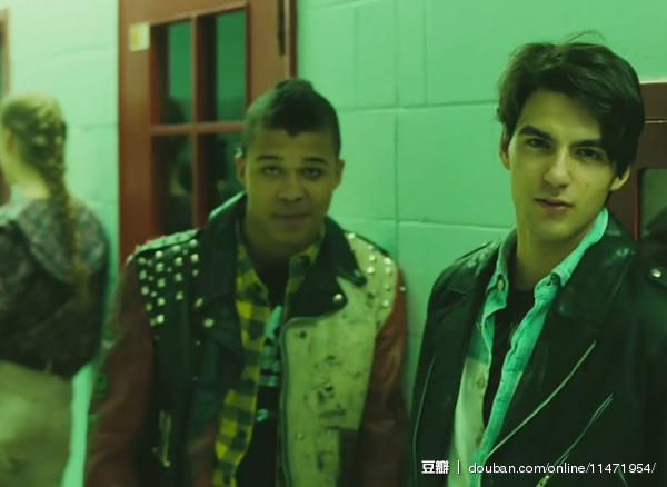 双面劳伦斯剧照的剧照