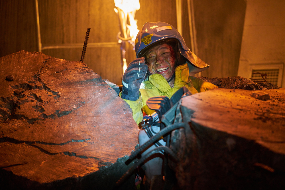 与神同行剧照的剧照