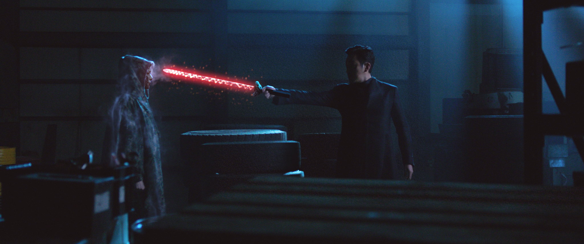 与神同行剧照的剧照