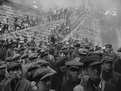 青山翠谷剧照的剧照