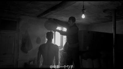 一个勺子剧照的剧照