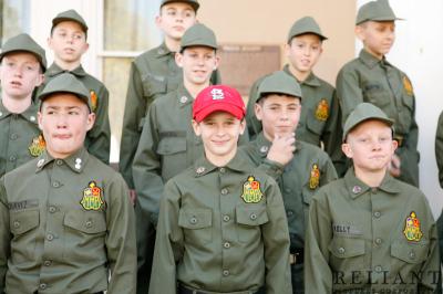 有梦就去闯剧照的剧照