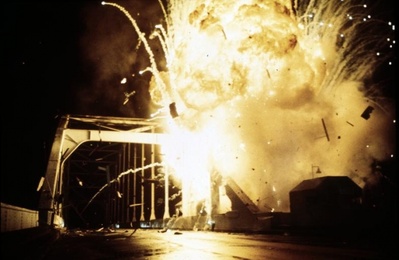 遥远的桥剧照的剧照