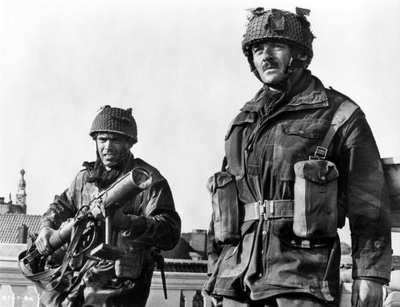 遥远的桥剧照的剧照