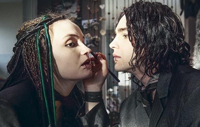 死于独特剧照的剧照